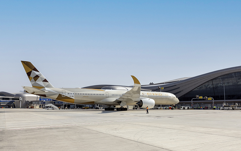 Etihad Airways and Abu Dhabi International Airport welcome first guests ...