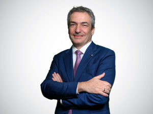 Rainer Hoefling,CEO, Borouge