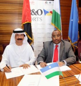 The President of Puntland, Abdiweli Mohamed Ali (right), and PCFC Chairman, Sultan Ahmed Bin Sulayem, signing the concession agreement in Dubai