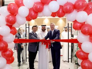 Ribbon cutting ceremony of the new DuPont office