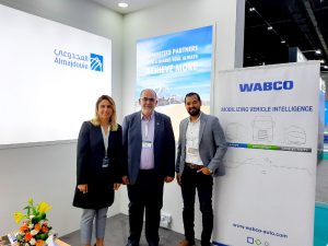 Suzanna Perrier, WABCO’s Regional Sales Leader, Eyad Hamzah Arafah and Osama Mohamed Zeid, Account Manager WABCO  Middle East at the signing ceremony