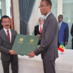 Sultan Bin Sulayem and Senegalese officials at the deal signing ceremony in Dakar