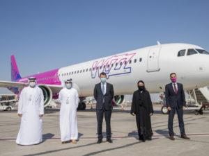 13-Shareef Al Hashmi, ADAC CEO (L) and Wizz Air Abu Dhabi's MD, Kees Van Schaick (R) mark the launch of Wizz Air Abu Dhabi